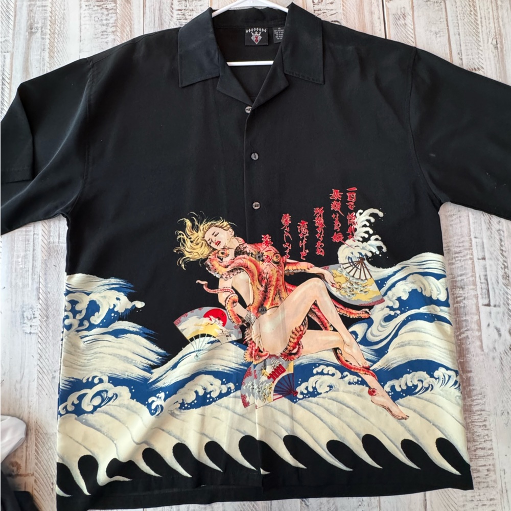 Men’s 7 Diamonds Hawaiian Button-Down